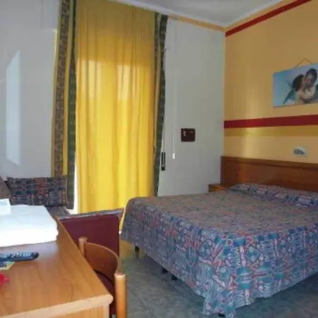 Dolly Hotel 3*