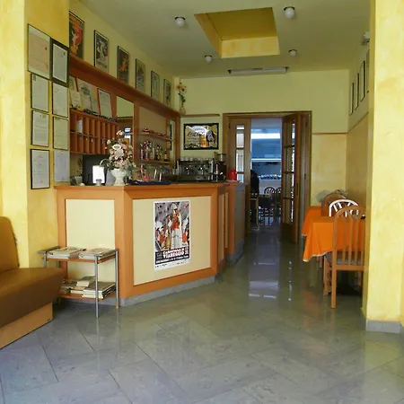 Dolly Hotel Viareggio