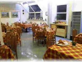 Dolly Otel