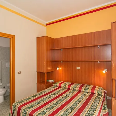 Dolly Otel 3*
